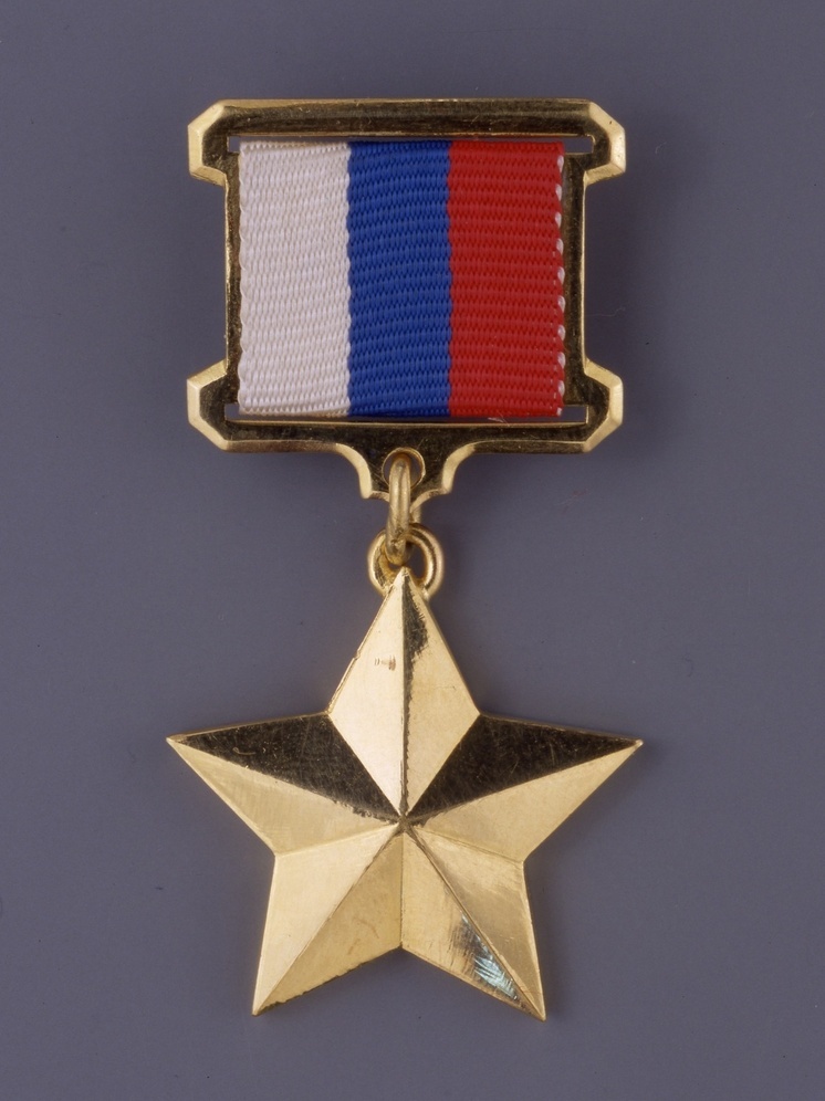 Глава Якутии присвоил алмазам имена земляков, ставших Героями России