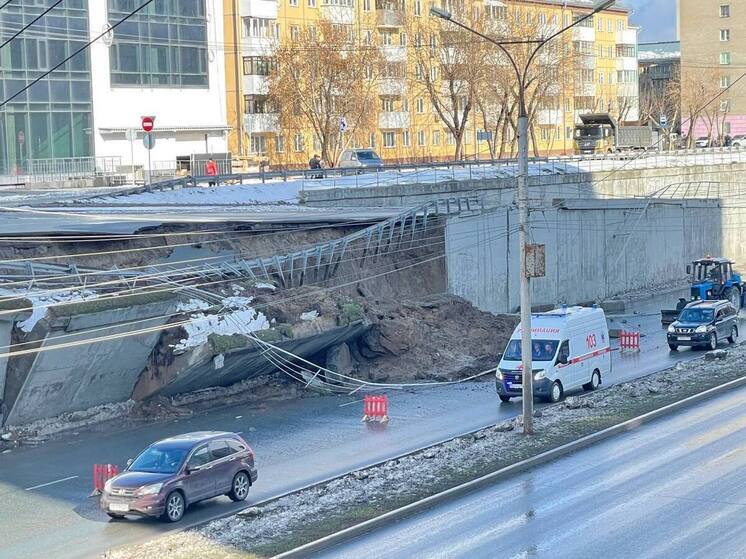 В Новосибирске власти озвучили план восстановления подпорной стены на Ипподромской магистрали
