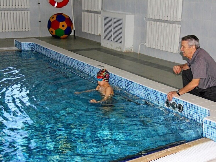 В Чувашии особенные дети занимаются в бассейне: вода помогает развиваться