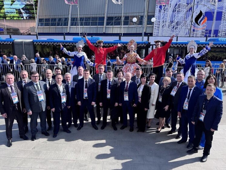 Трое жителей Донбасса стали лауреатами Всероссийской муниципальной премии «Служение»