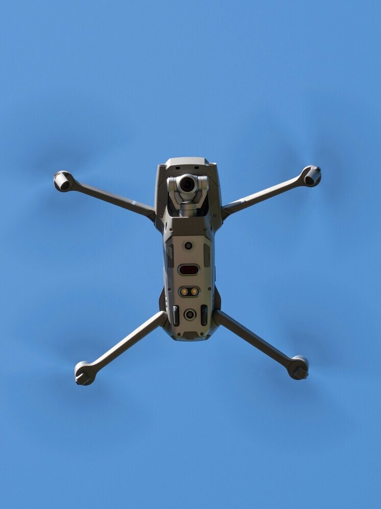 Центральную часть Кременной атаковали более 20 украинских дронов