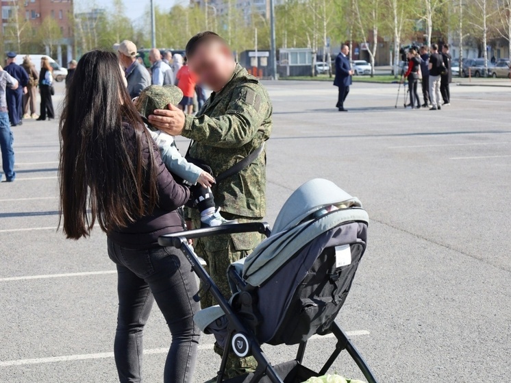 В Уфе проводили группу мобилизованных в зону СВО