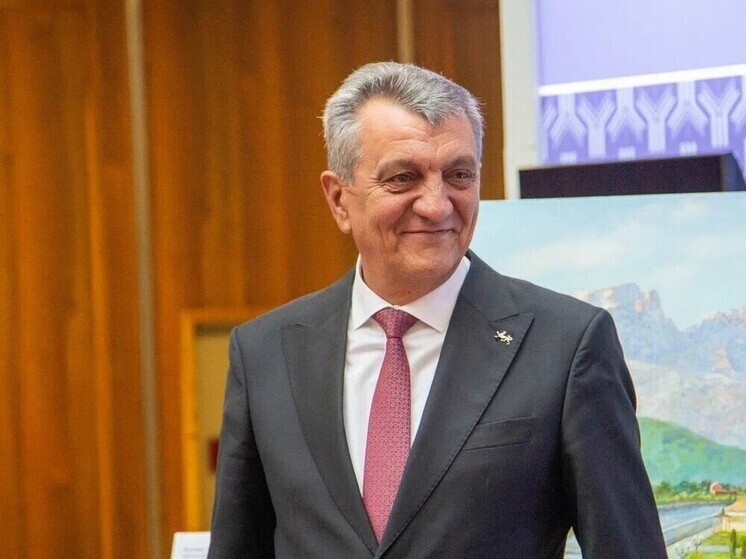 Глава Северной Осетии прокомментировал слухи о своей отставке