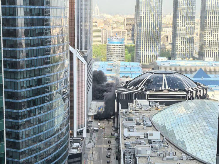 В «Москве-Сити» горели стройматериалы на площади 30 кв. метров