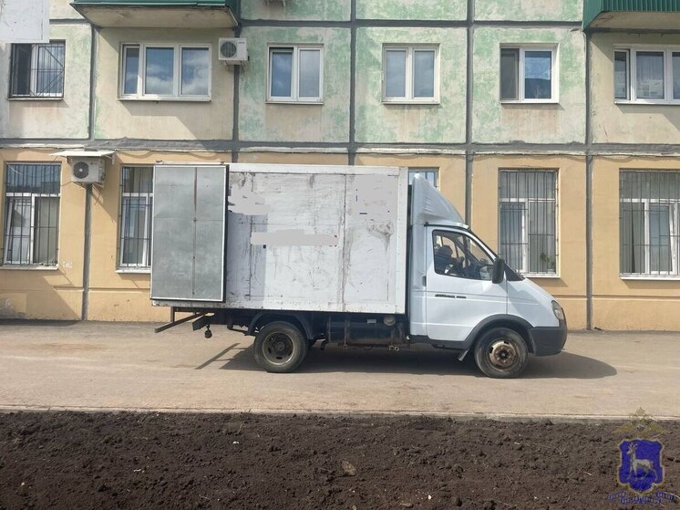 В Самаре парень на «Газели» сдал назад и сбил 78-летнюю пенсионерку 23 апреля