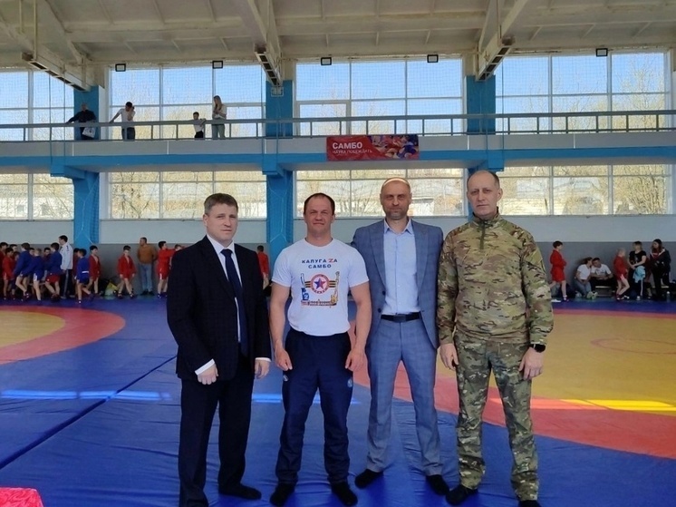 В Калуге прошёл городский турнир по самбо