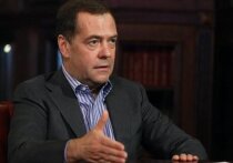 Заместитель председателя Совета безопасности РФ Дмитрий Медведев отреагировал на заявление президента США Дональда Трампа по поводу слов Владимира Зеленского о том, что Украина никогда не признает Крым российским