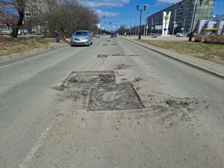 В Комсомольске-на-Амуре стартовал ямочный ремонт