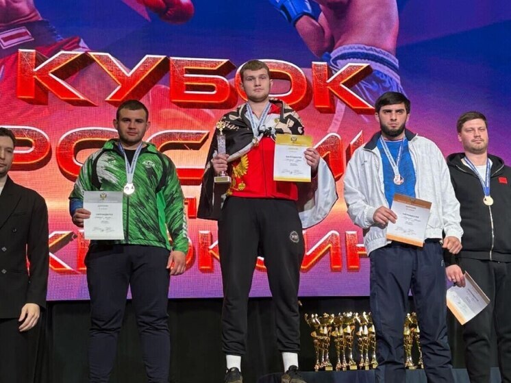 Калужские кикбоксеры привезли золото и бронзу с Кубка России