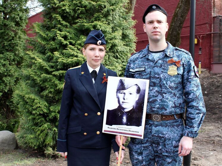 Смоленские судебные приставы присоединились к акции «С Нами Победа»