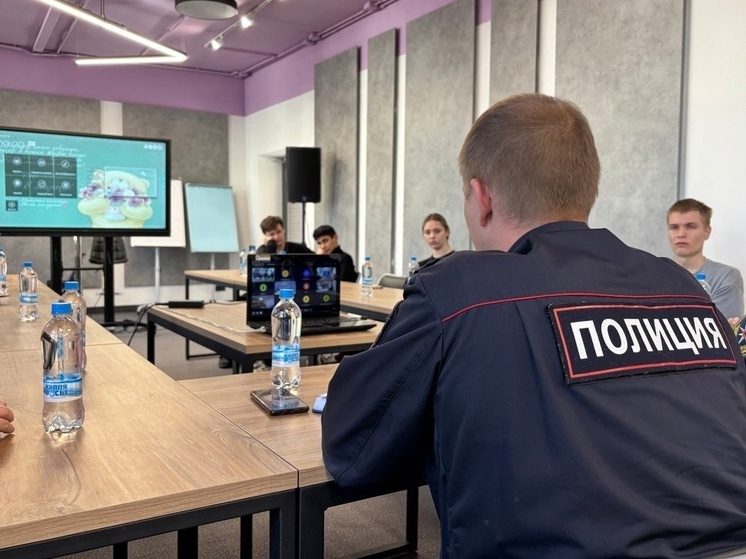 Обеспечение безопасности на празднике обсудили с волонтёрами