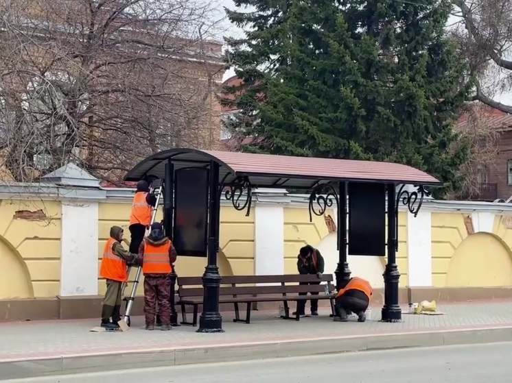Томск обновляет остановки: покраска и уборка на городских улицах