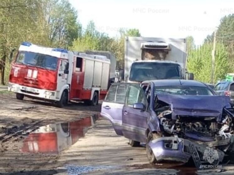 В тройном ДТП в Калуге пострадал человек