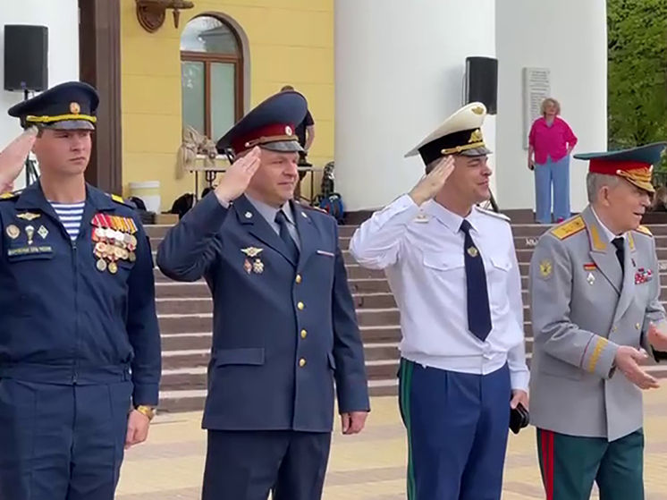 Калужские детсадовцы прошли строем в честь 80-летия Победы