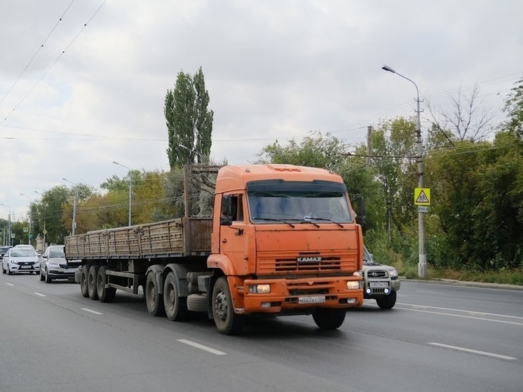 В Волгограде назвали срок действия ограничений через мост на Волжской ГЭС