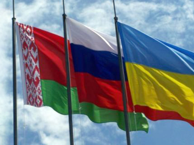 Украина исторически была близка России и Белоруссии, поэтому ей стоит стать частью Союзного государства с эти двумя странами