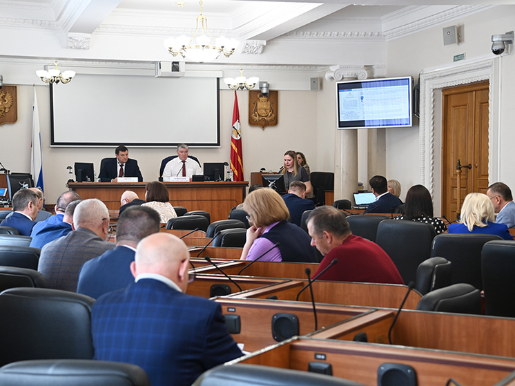 На заседании фракции «Единая Россия» обсудили вопросы профобразования