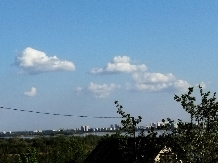 Саратовцев сегодня польет дождем