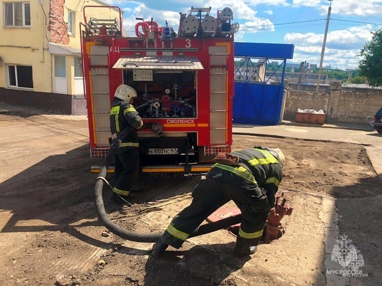 В Смоленске на Соболева произошел пожар в многоэтажке