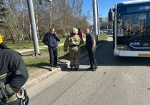Утром 26 апреля в Барнауле произошла авария с участием автобуса №35 и легкового автомобиля