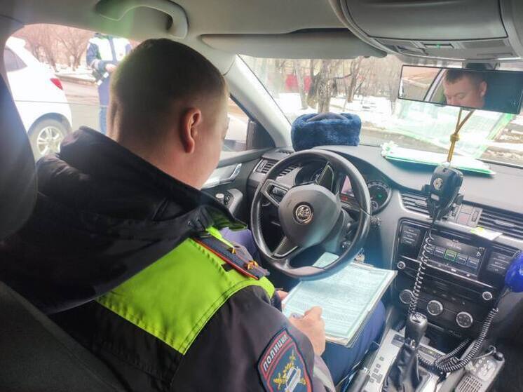 В Приморье водители такси ездят без ремней безопасности и техосмотра