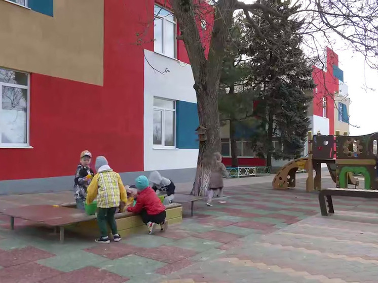 Глава ДНР посетил восстановленный детсад в Володарске