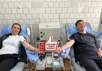 С 22 по 25 апреля в ялтинском отделении ГБУЗ РК «Центр крови» прошла патриотическая донорская акция под названием «Сдай кровь, спаси жизнь!», приуроченная к Национальному дню донора и всероссийскому проекту «Код донора