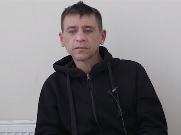 Центр общественных связей опубликовал видео, на котором запечатлено задержание и допрос Игната Кузина, подозреваемого в убийстве замначальника Главного оперативного управления Генштаба ВС РФ генерал-лейтенанта Ярослава Москалика