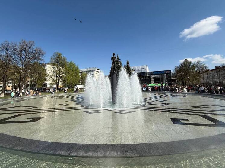 В Уфе запустили фонтаны