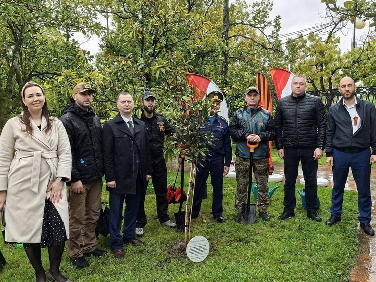 В Сочи высадили 109-ю магнолию в рамках 65-летия «Поляны Дружбы»