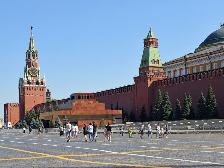 Кремль назовет список иностранных лидеров на юбилейный парад Победы