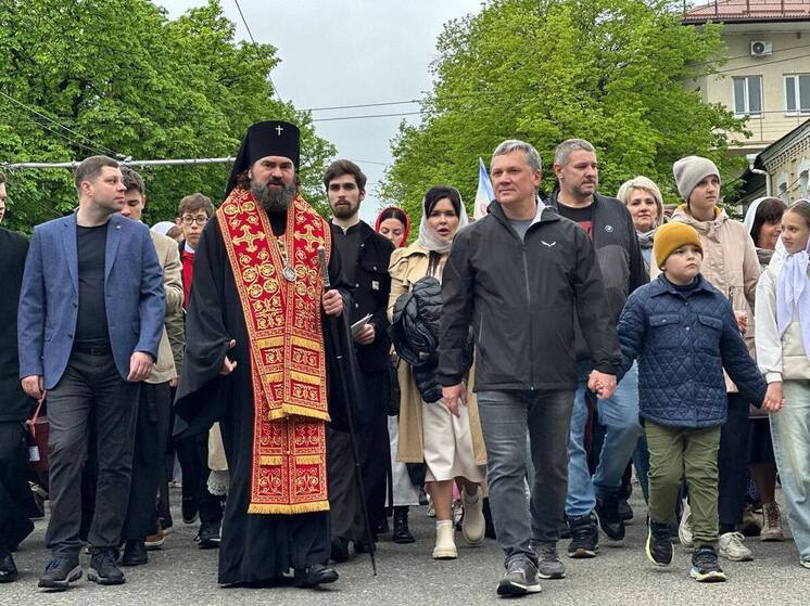 В Пятигорске прошёл традиционный общегородской Пасхальный крестный ход