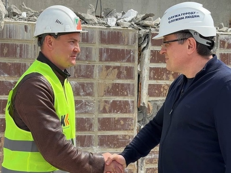 В Калуге продолжают сносить аварийные здания