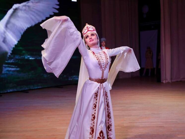 Черкесский ансамбль «Кавказ» отметил 20-летие