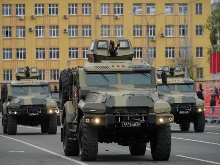 В Самару завозят военную технику к Параду Победы 9 мая