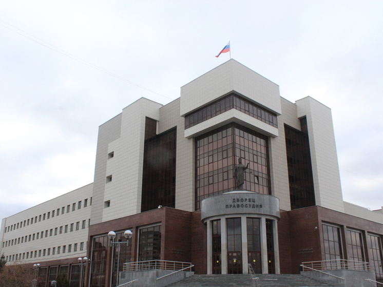В Екатеринбурге осудили членов банды, похитивших 52 миллиона рублей