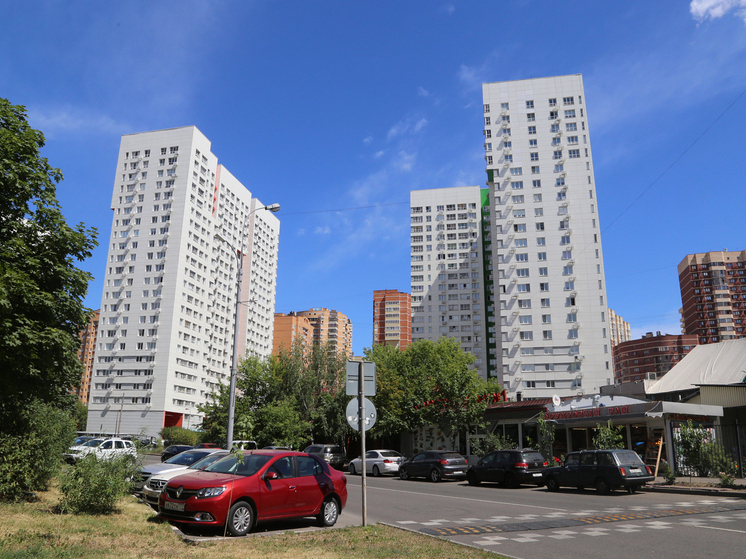 Russian housing sales fell 6% in Q1 2025