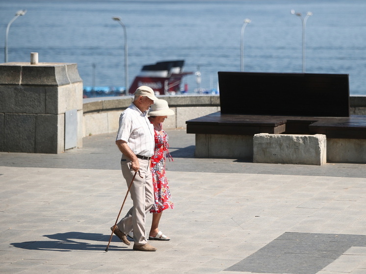 Некоторым волгоградцам досрочно выплатят пенсию за май
