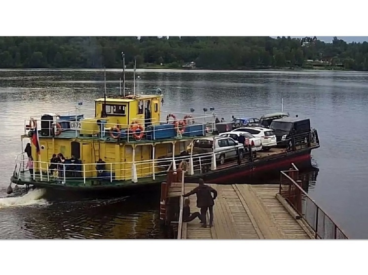 Красносельский паром вышел из строя через неделю работы