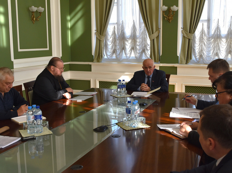 В Костроме восстановят Успенский собор кремля