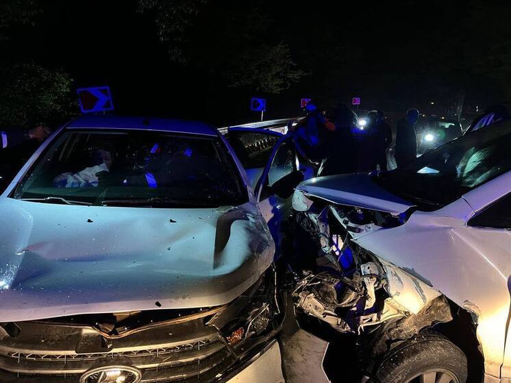 На трассе «Джубга – Сочи» столкнулись две легковушки: пострадали трое