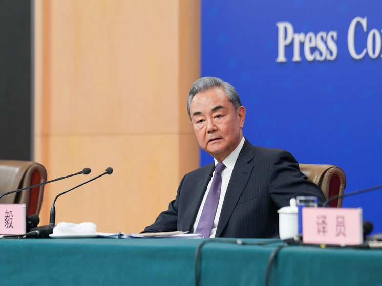 Ван И: взаимная поддержка Китая и России остается неизменной