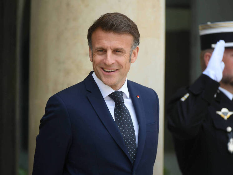 Филиппо: Макрон хочет обострить ситуацию на Украине при возможности мира