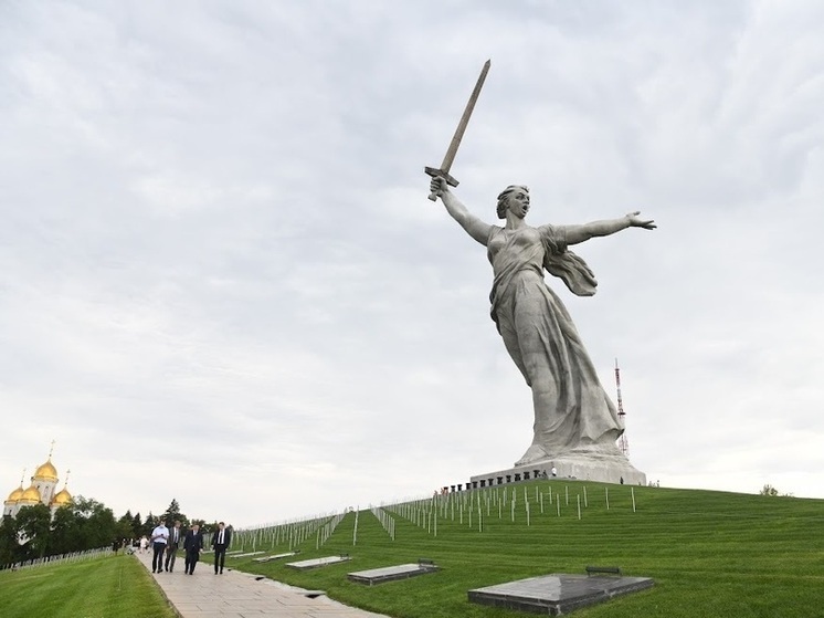 Волгоградскому колледжу присвоили имя героя-сталинградца Николая Сердюкова