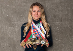 Российская бильярдистка стала 14-кратной чемпионкой мира: фото прекрасной Дианы Мироновой