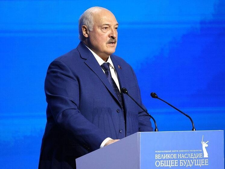 Лукашенко призвал не верить покаяниям Запада, а доверить делам