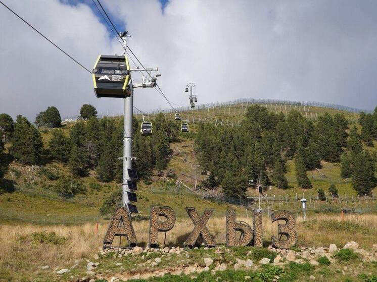 В новой деревне «Архыза» до конца года откроют первые шале и конноспортивный клуб