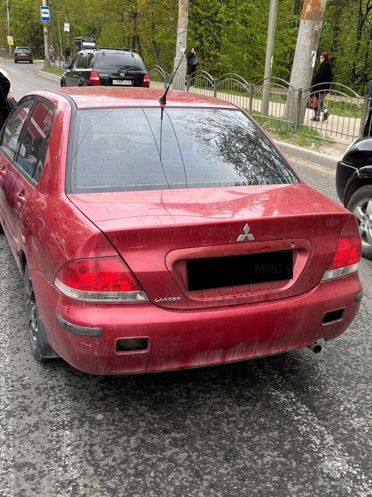 Mitsubishi сбил пешехода в центре Калуги