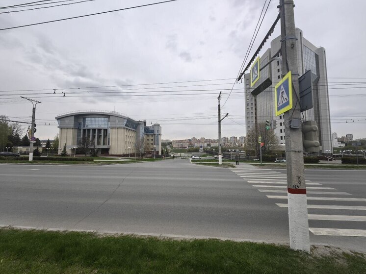 На Президентском бульваре в Чебоксарах фиксируют нарушения правил стоянки