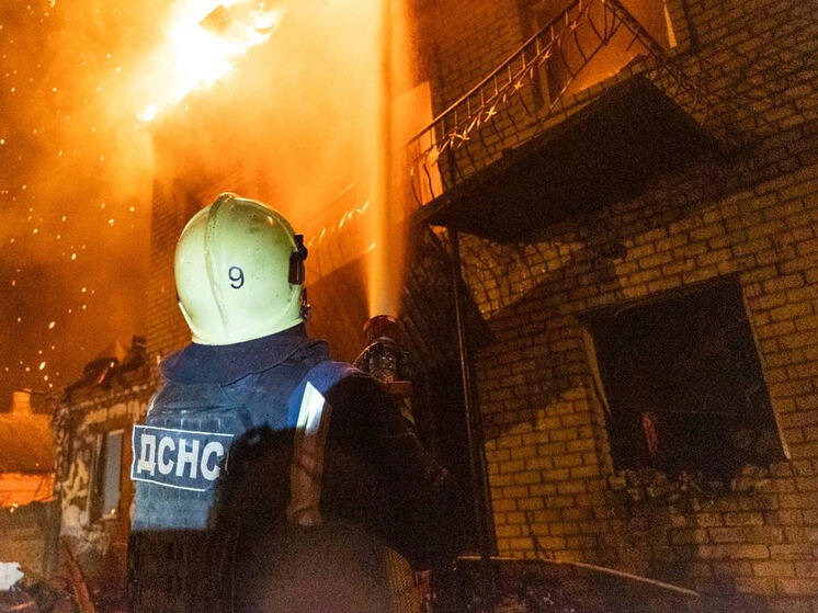 Зеленский грозит России накануне 9 мая, обещая «подпортить» парад